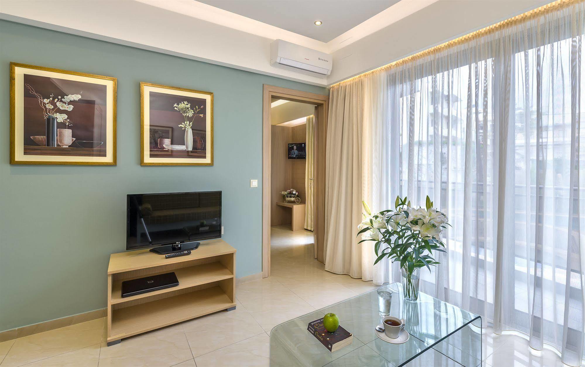 Leonidas Hotel & Apartments Ретимно Экстерьер фото